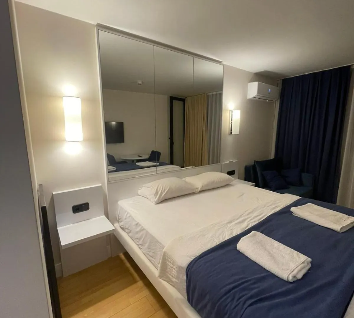 ***** Hotel Special Apartments In Batumi In Orbi City Gruzie